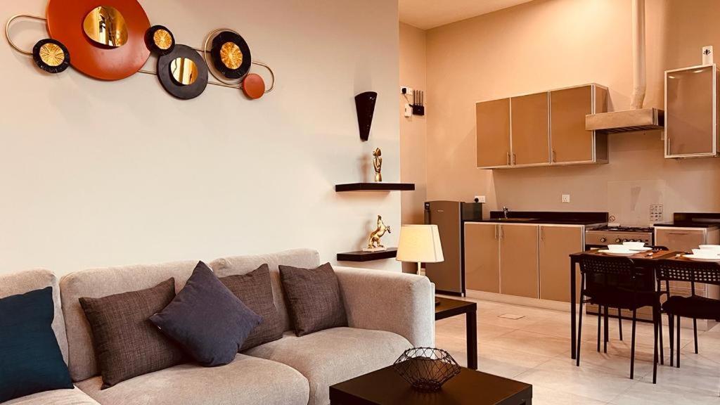 One Guest Place 2Bhk Apartments Near The Beach Muscat Exterior foto
